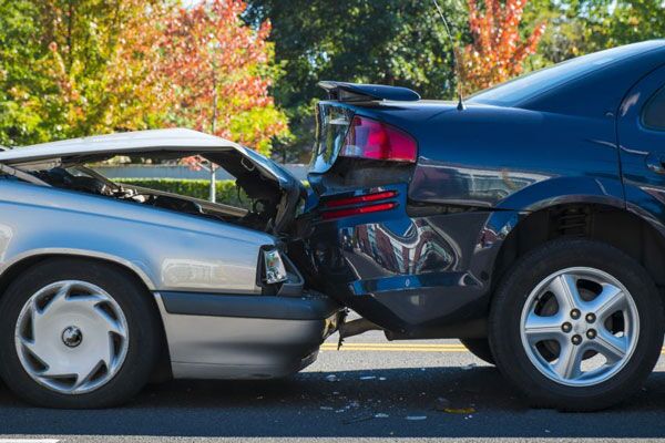 How-Easy-Is-it-to-Get-Accident-Reports-Online Close up of an auto accident
